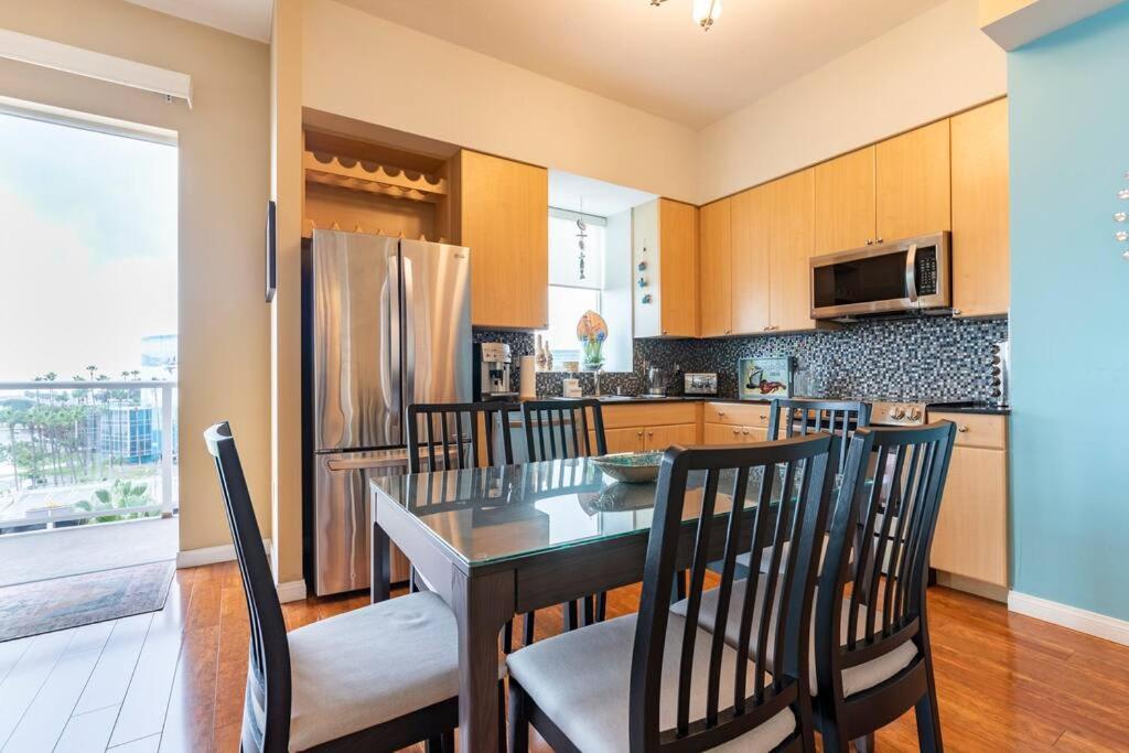 A Corner Unit With Ocean Views From Every Room Long Beach Exterior foto