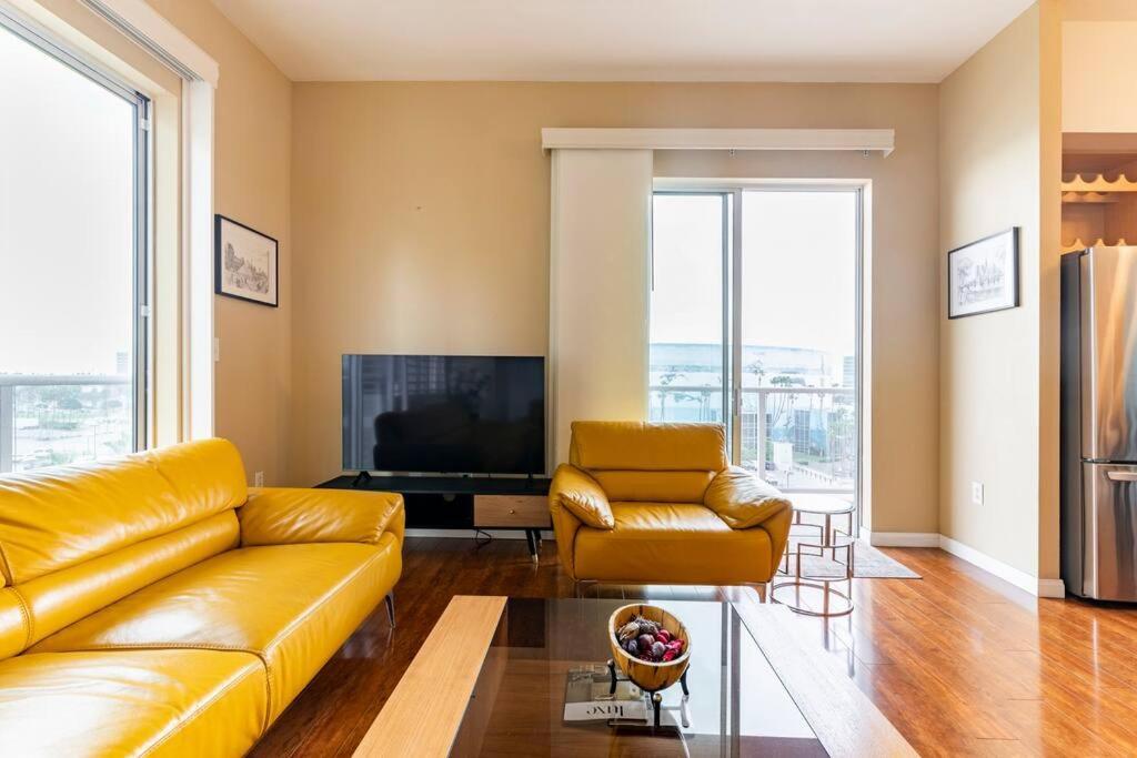 A Corner Unit With Ocean Views From Every Room Long Beach Exterior foto