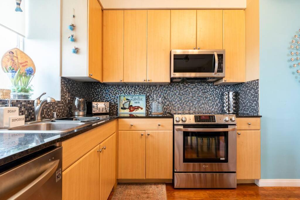 A Corner Unit With Ocean Views From Every Room Long Beach Exterior foto