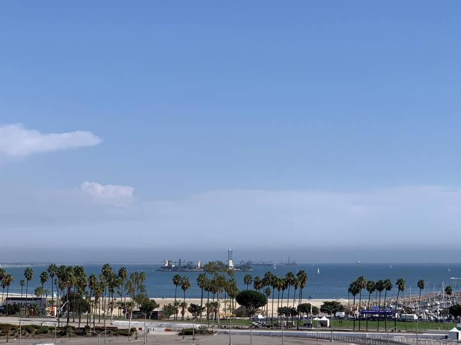 A Corner Unit With Ocean Views From Every Room Long Beach Exterior foto